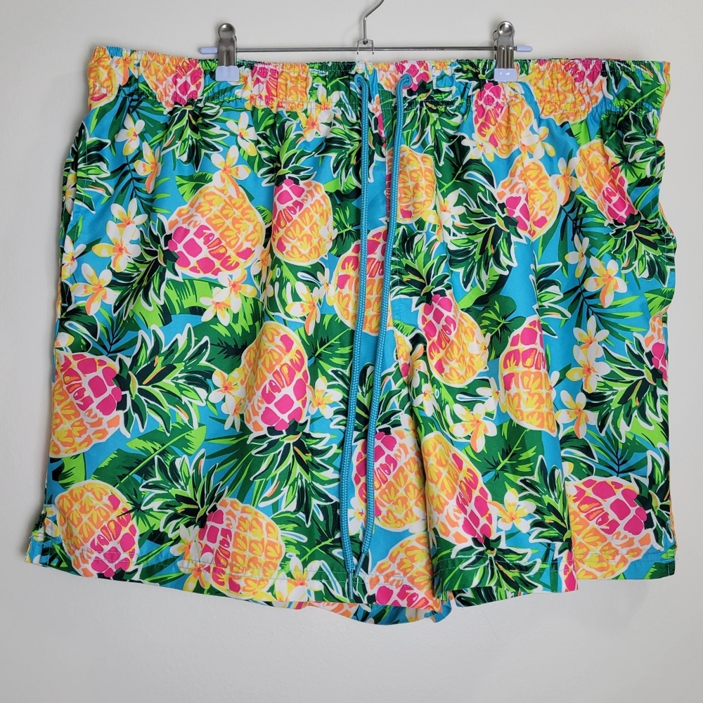 Pineapple Vibrant Tropical Men's Swim Trunk‎